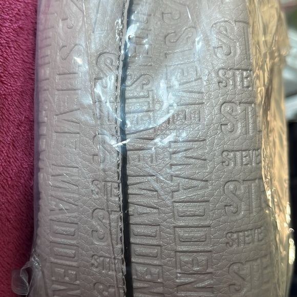 Steve Madden Satchel Crossbody bag Mushroom Taupe debossed Logo Purse NWT - Picture 8 of 12